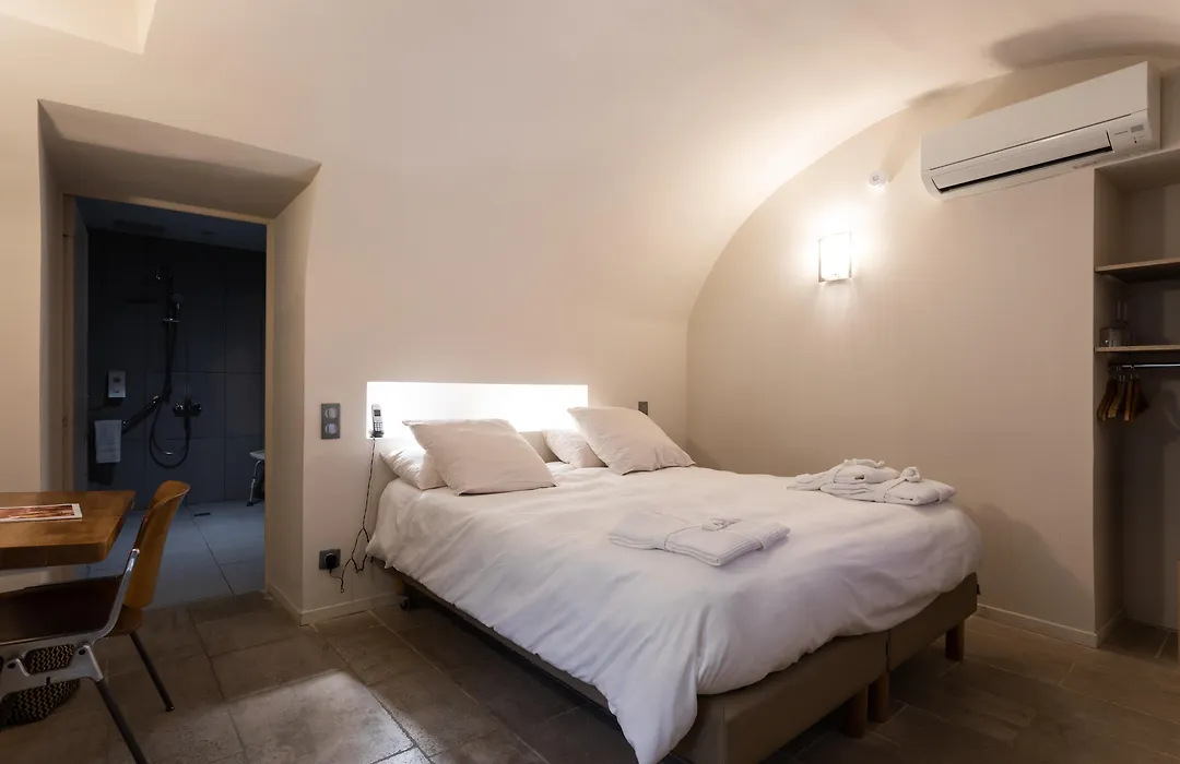 Boutique Hotel Entraigues-1